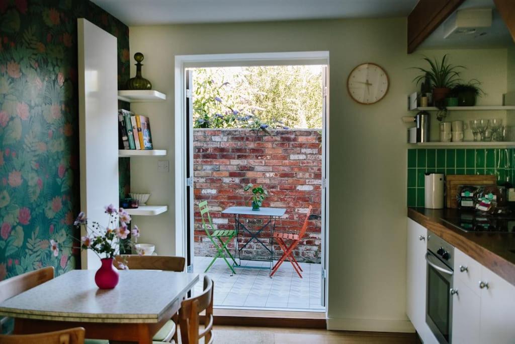 Vila Cute 1 Bed Townhouse In Jericho Oxford Exteriér fotografie